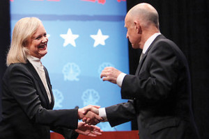 Final Gubernatorial debate stirs university audience