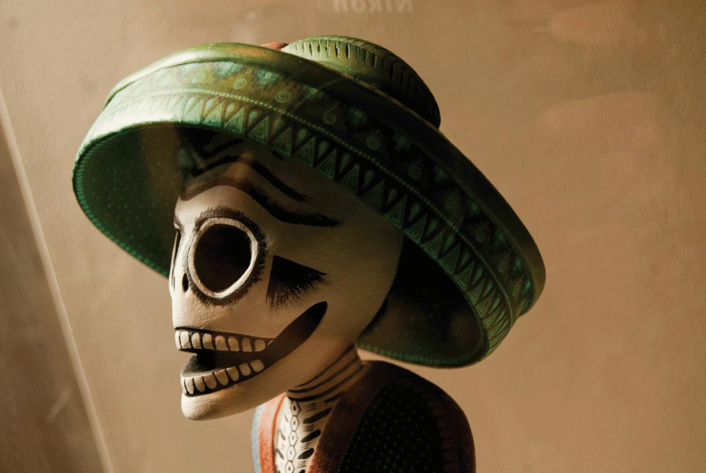DEAD MAN - A sculpture in honor of the Day of the Dead smiles
