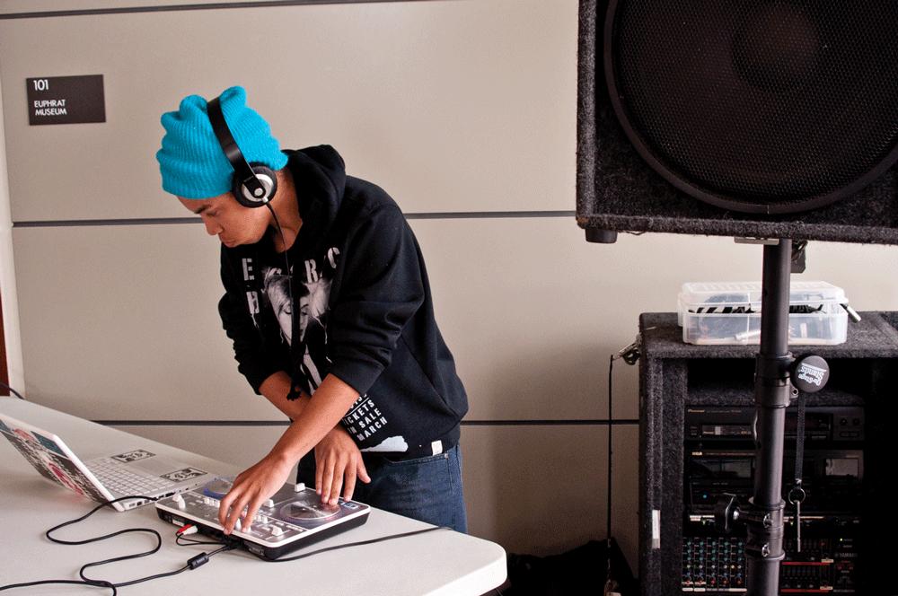 JAMMIN’ IT UP - Chris Stroman, 18, psychology major, plays some beats before the event.