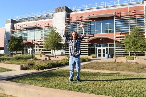 Squeeze in a 15-minute on-campus workout to stay fit, burn extra fat, improve health