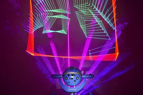 Fujitsu Planetarium launches new laser system