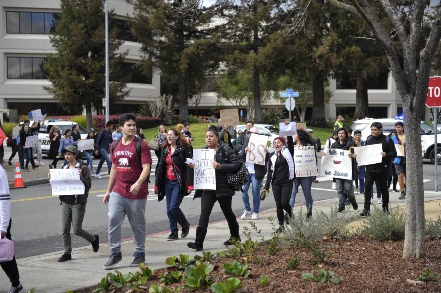 Students walk out, march for gun control
