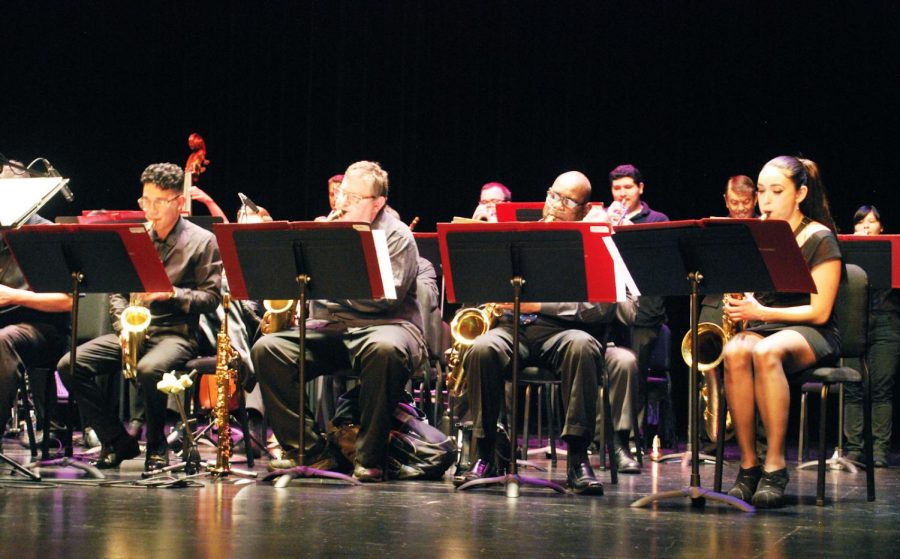 The De Anza Jazz Ensemble plays some jazzy tunes at the Visual and Performing Arts Center on March 23.