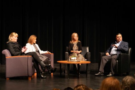 Panel of the two of four Alpha Girls, Sonja Hoel Perkins and Mary Jane Elmore with Author Julian Guthrie and Moderator Sal Pizarro audience Q&A