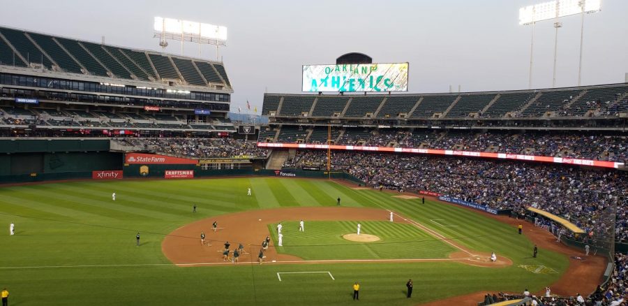 The As take the field against the Dodgers in 2018 with an attendance of 32,062 that night.