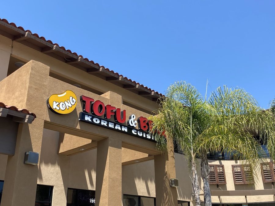 The+exterior+of+Kong+Tofu+%26+BBQ+at+19626+Stevens+Creek+Blvd.+in+Cupertino%2C+a+local+Korean+restaurant.