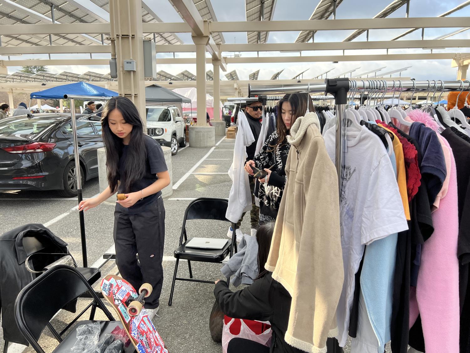 Monthly flea market brings diverse vendors and products - La Voz News