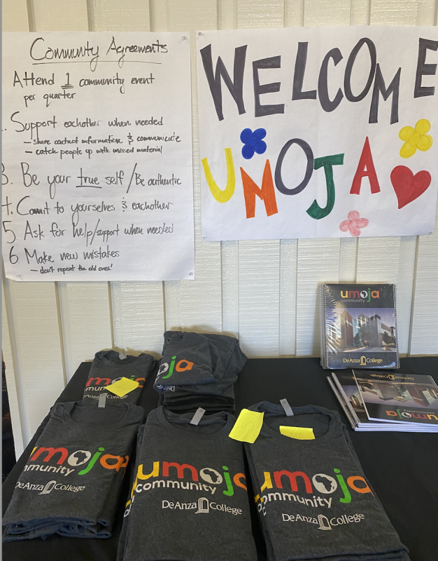Umoja offers merchandise freebies for participants, such as shirts, notebooks, backpacks, water bottles, and stationery, at the entrance of the Meet and Greet event on Nov. 1.