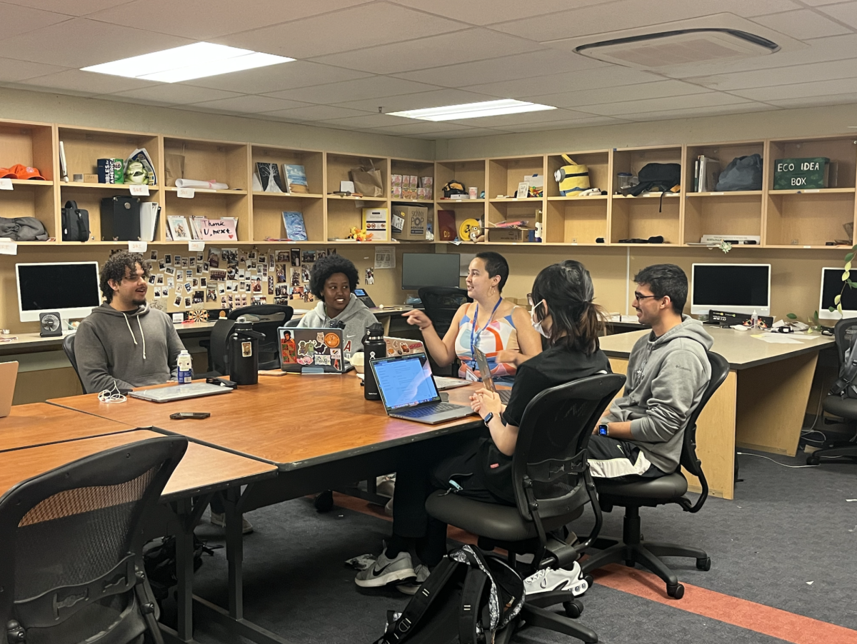 DASG Student Rights and Equity Committee discusses student resource fair, scholarships, cultural day
