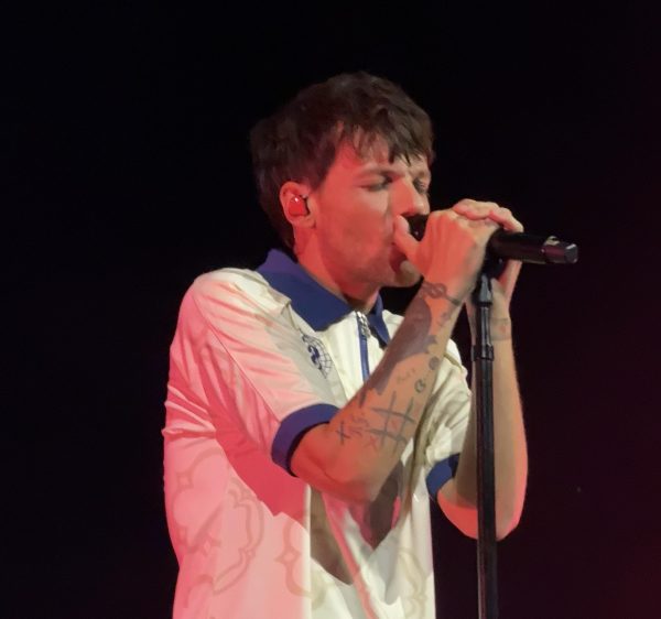 Louis Tomlinson sings to his fans in Bill Graham Auditorium in San Francisco on June 6. The event drew 3,966 fans who enjoyed 25 old and new songs including the One Direction hit “Night Changes.” according to setlist.fm.